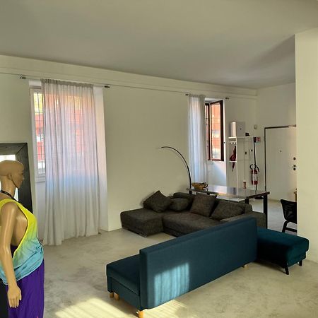 La Casa Di Wayne Villa Cologno Monzese Eksteriør bilde